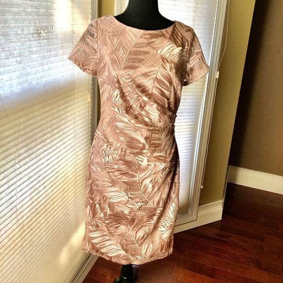 JS Collections Dresses & Skirts - JS Collections Lacy Dress NWT